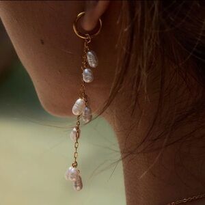 Gold Chain Drop Earrings with Baroque Pearls